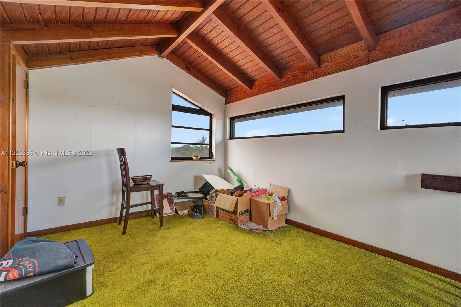 SUN DECK VLG - Residential