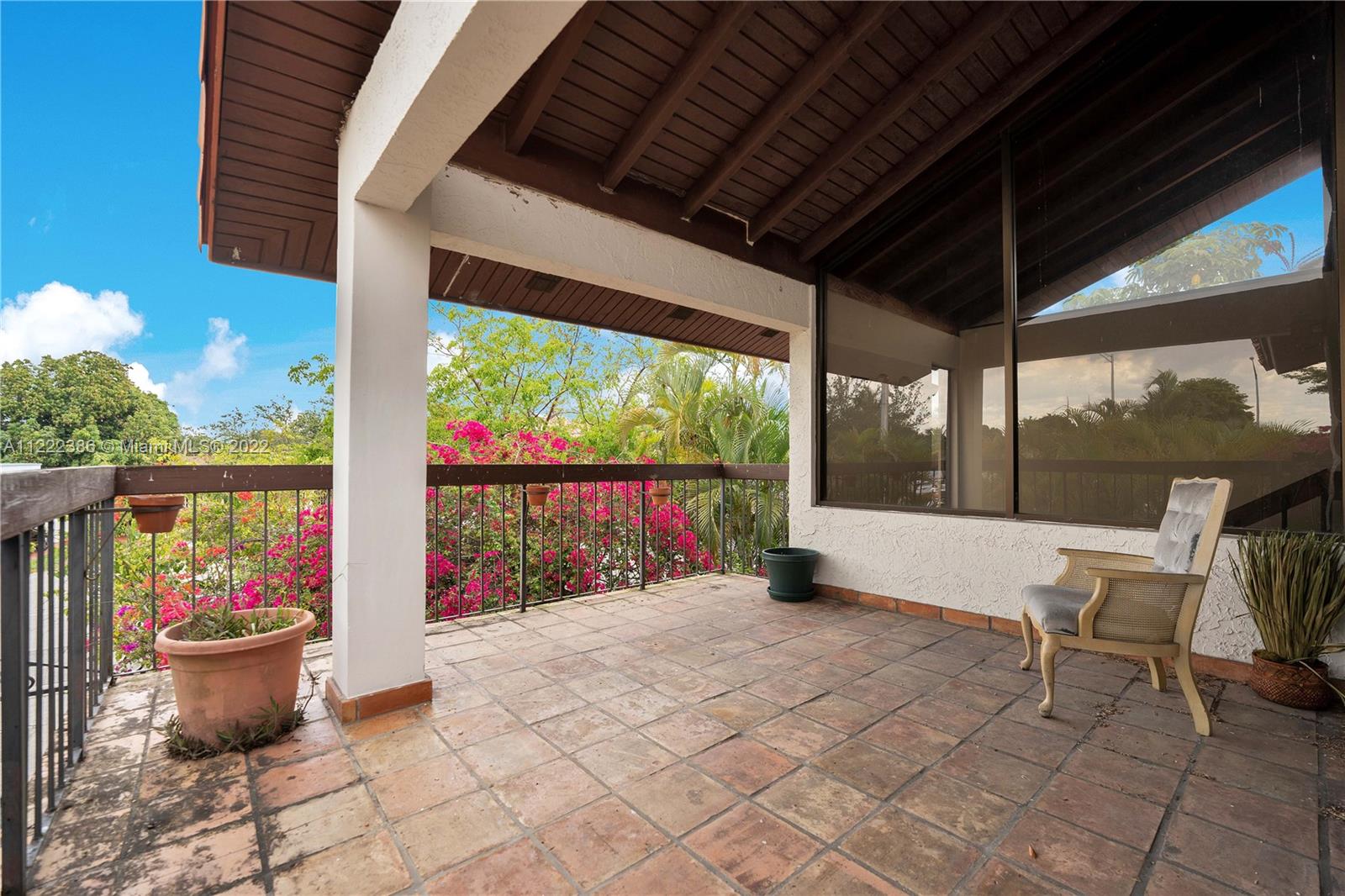 SUN DECK VLG - Residential
