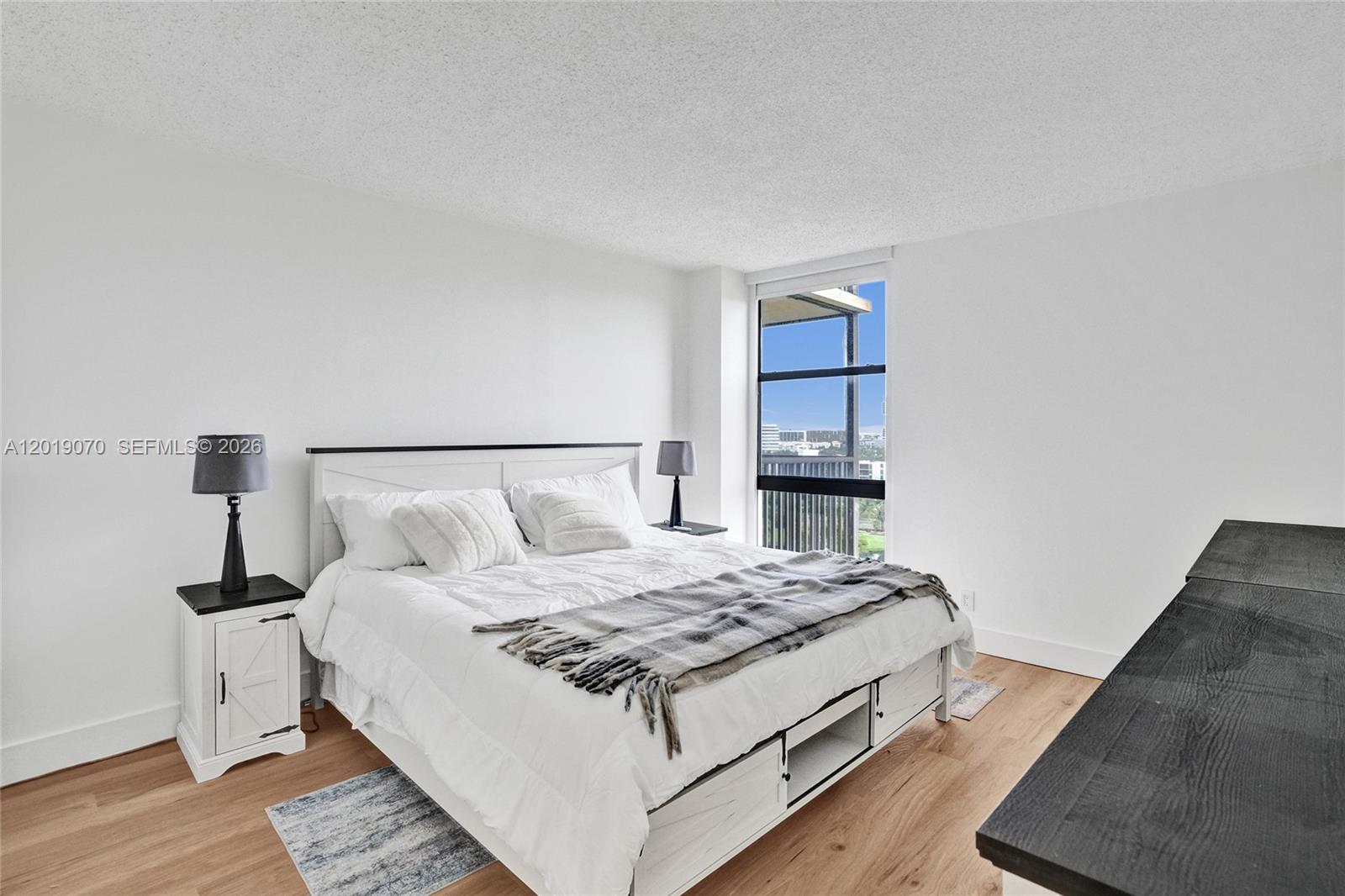 CORONADO CONDO- TOWER III - Residential