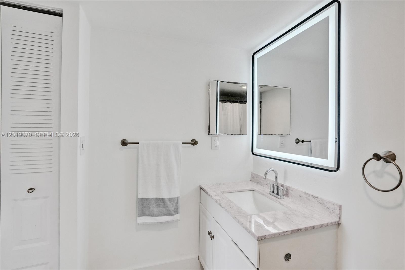 CORONADO CONDO- TOWER III - Residential