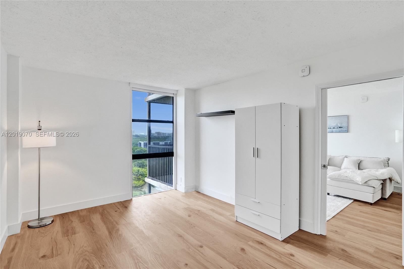 CORONADO CONDO- TOWER III - Residential