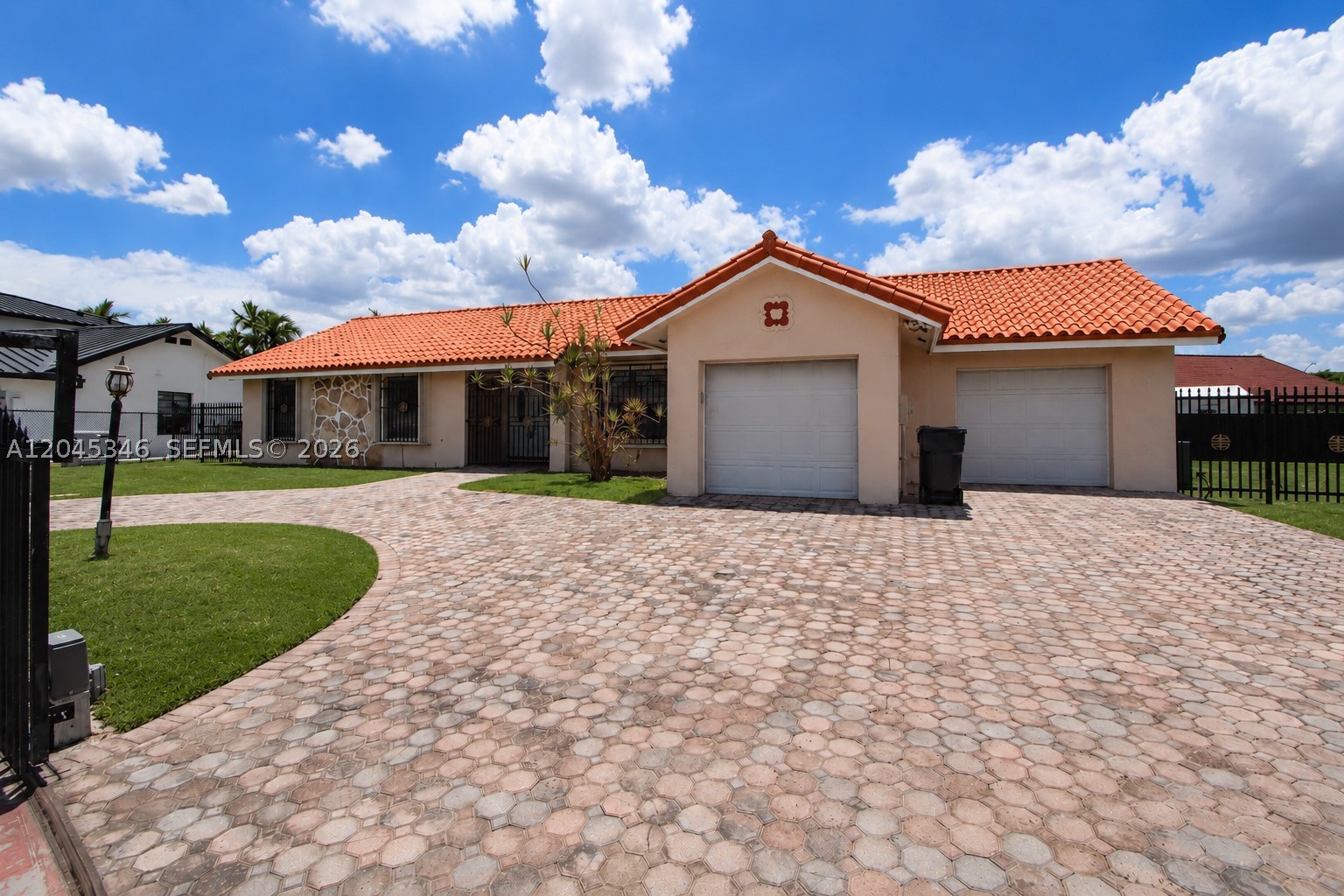 BIRD LAKES NORTH SEC 3 - Residential