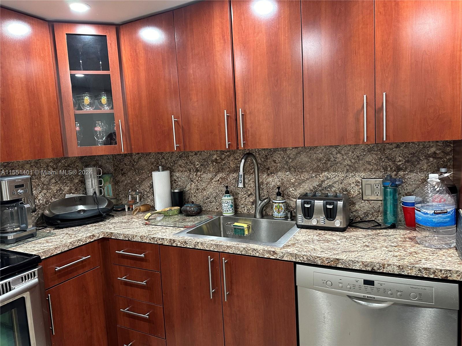 The Hemispheres Condo - Residential Lease