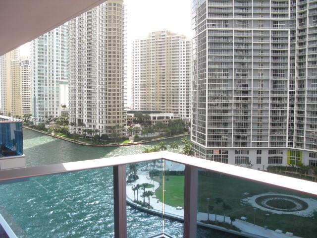 Wonderful townhouse unit at The Epic. For sale completely UNFURNISHED. Everything top of the line, great river , bay and Brickell view. The biggest townhouse in the building. Building has 5 stars hotel amenities with 2 restaurants, 1 bar and club, 2 pools, spa, store and everything. 2 Beds plus den that can be converted into 3rd bedroom or office. 2.5 baths. Custom made closets. Windows treatments. Custom made closet under the stair very big can be a big storage. Parking space super convenient just in the back of the apartment on the same floor. Greatly priced. Rented, showing require 48hr notice.