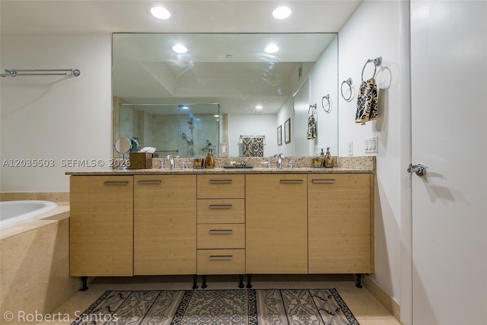BEACH CLUB TWO CONDO - Residential Lease