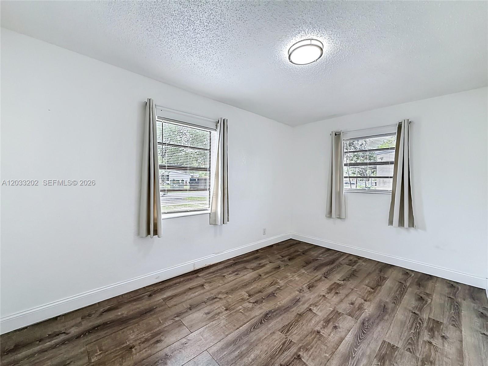 REV PLAT OF LAUDERDALE MA - Residential