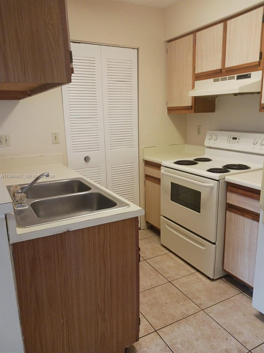 ROYAL POINCIANA CONDO - Residential