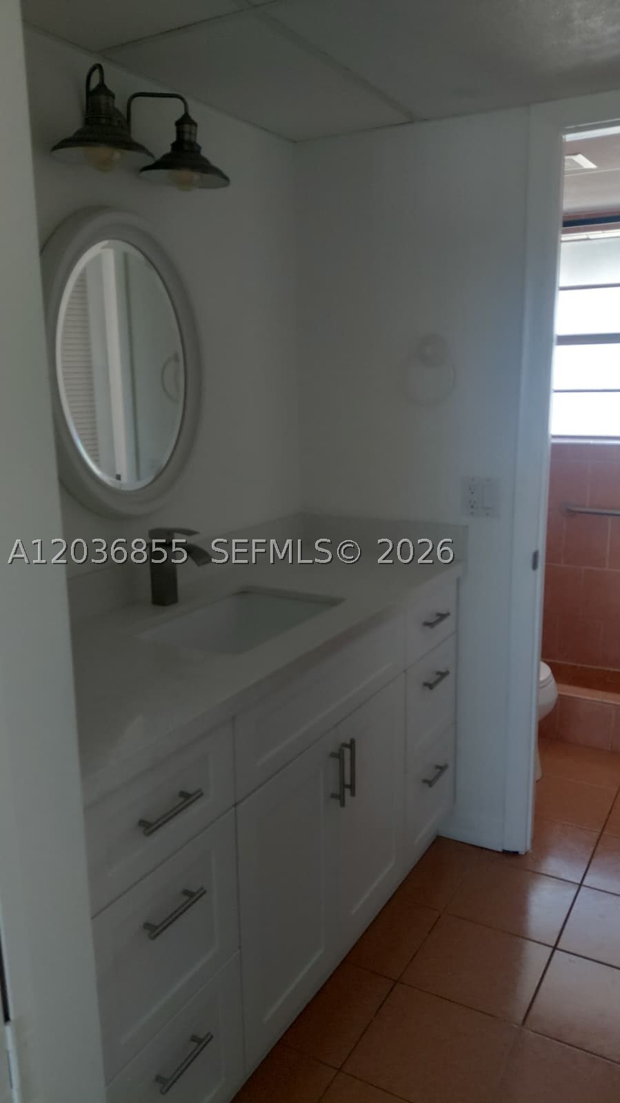 ORIOLE GOLF & TENNIS CLUB - Residential Lease
