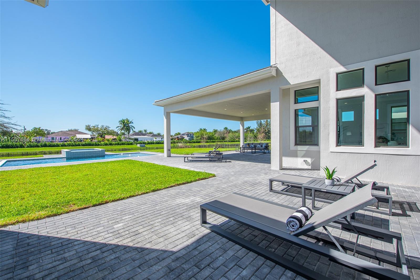 MILLCREEK RANCHES - Residential