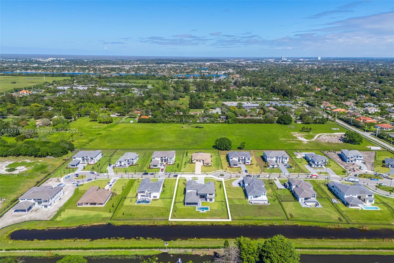 MILLCREEK RANCHES - Residential
