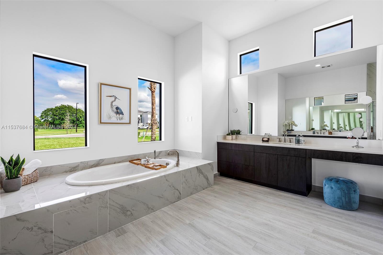 MILLCREEK RANCHES - Residential
