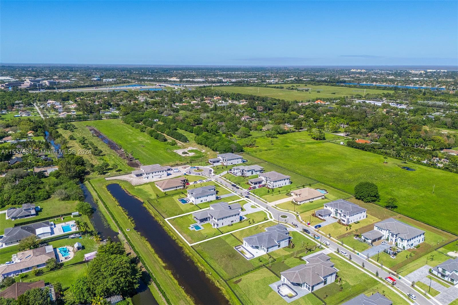 MILLCREEK RANCHES - Residential