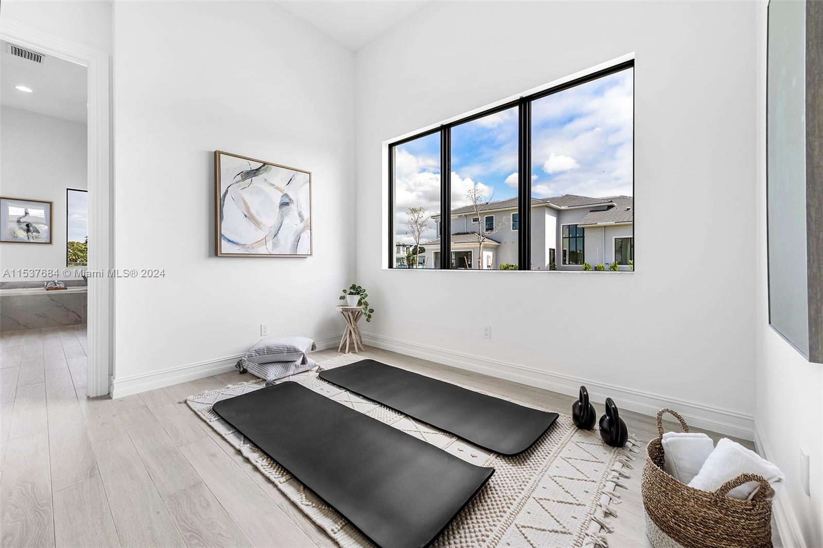 MILLCREEK RANCHES - Residential