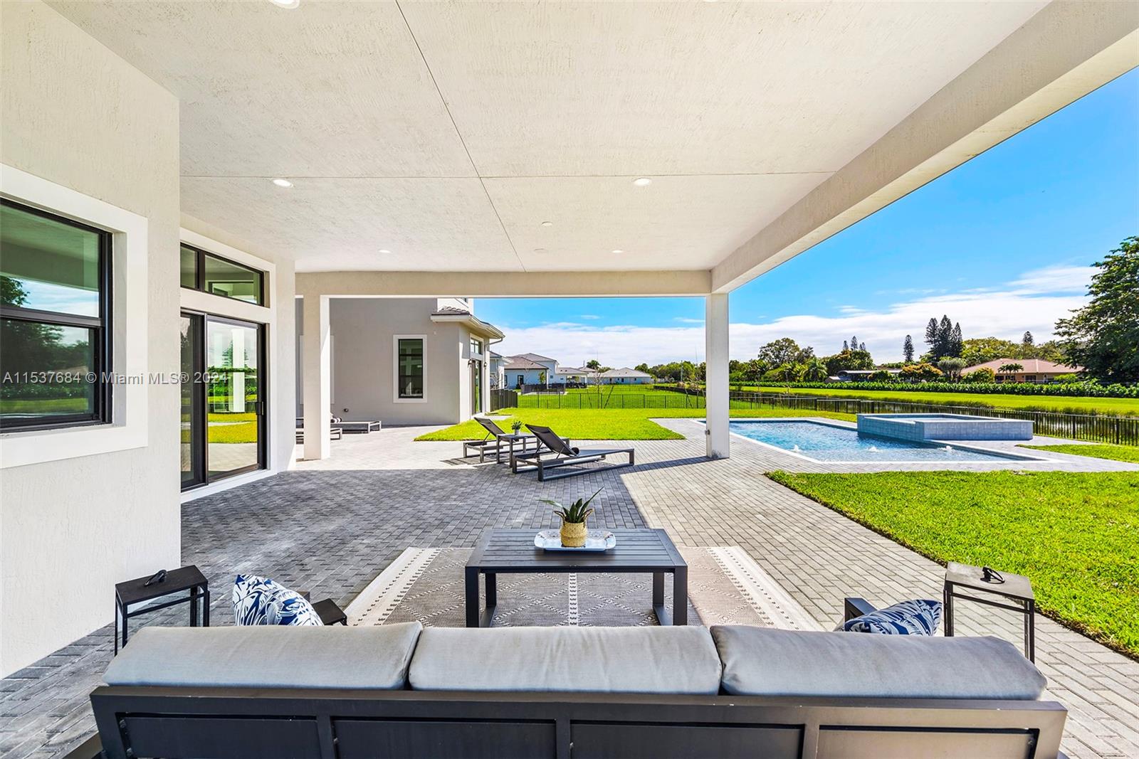 MILLCREEK RANCHES - Residential