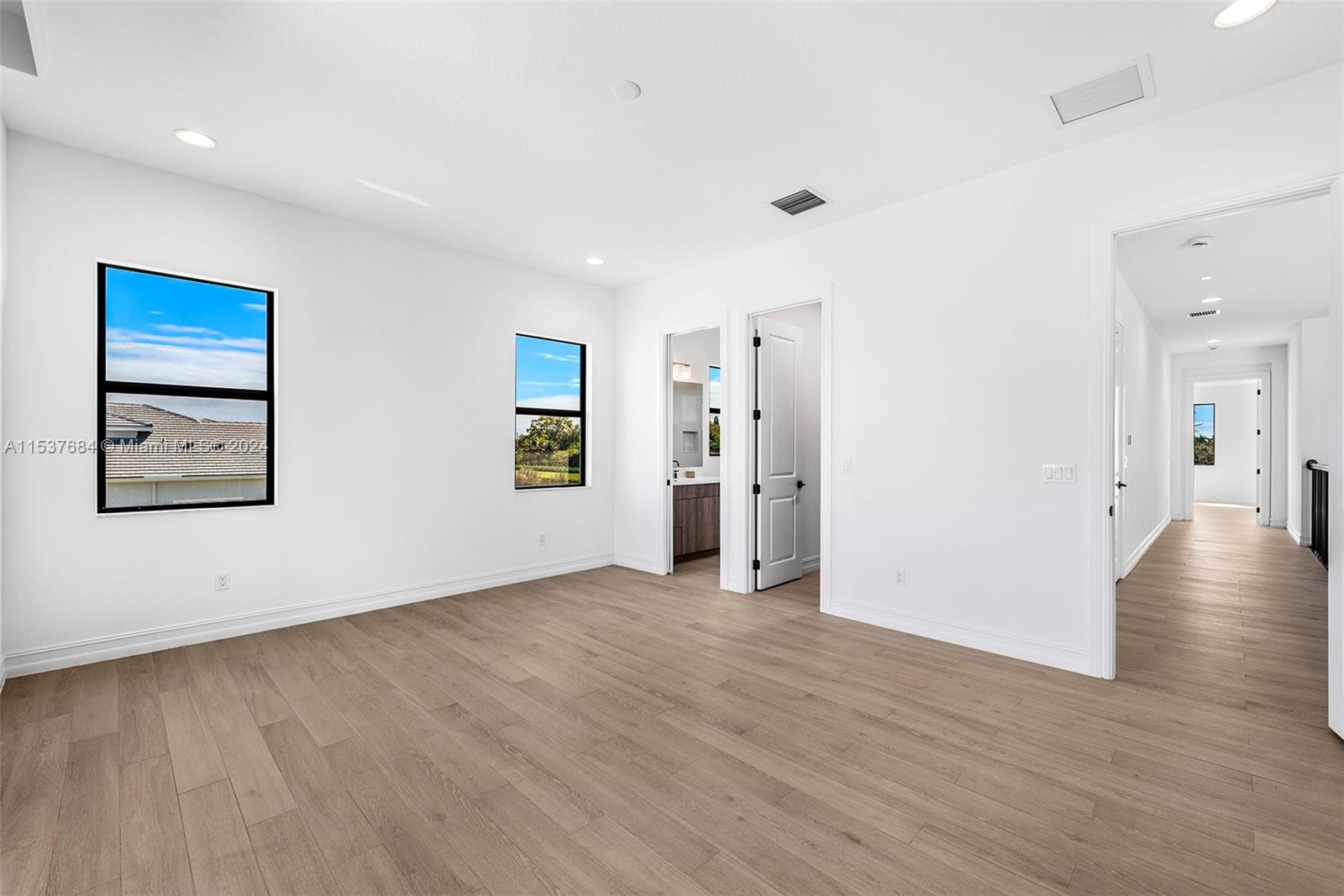 MILLCREEK RANCHES - Residential