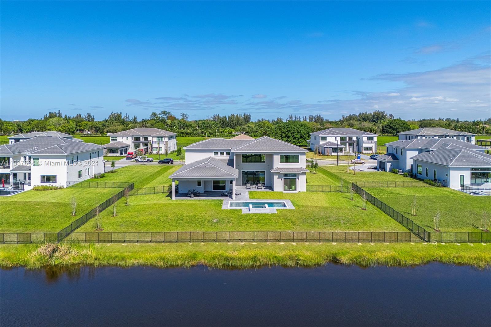 MILLCREEK RANCHES - Residential