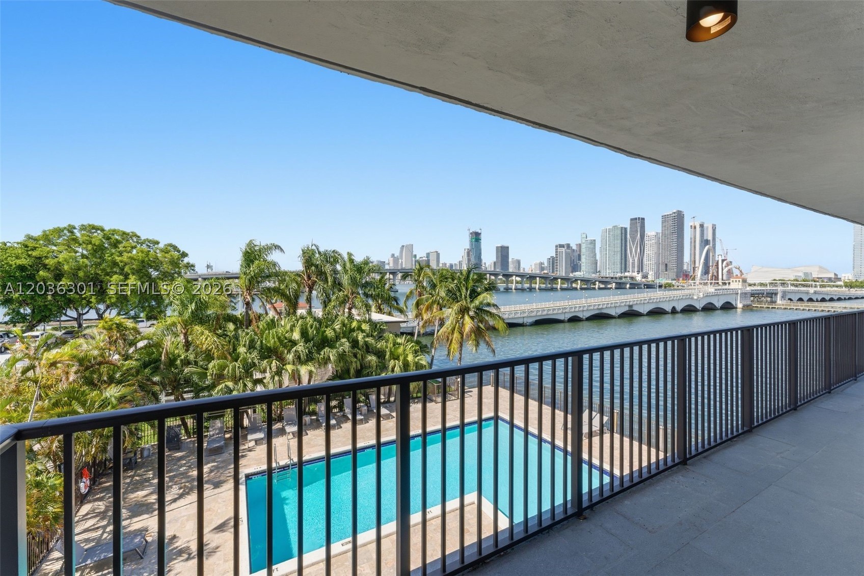 VENETIAN ISLE CONDO - Residential Lease