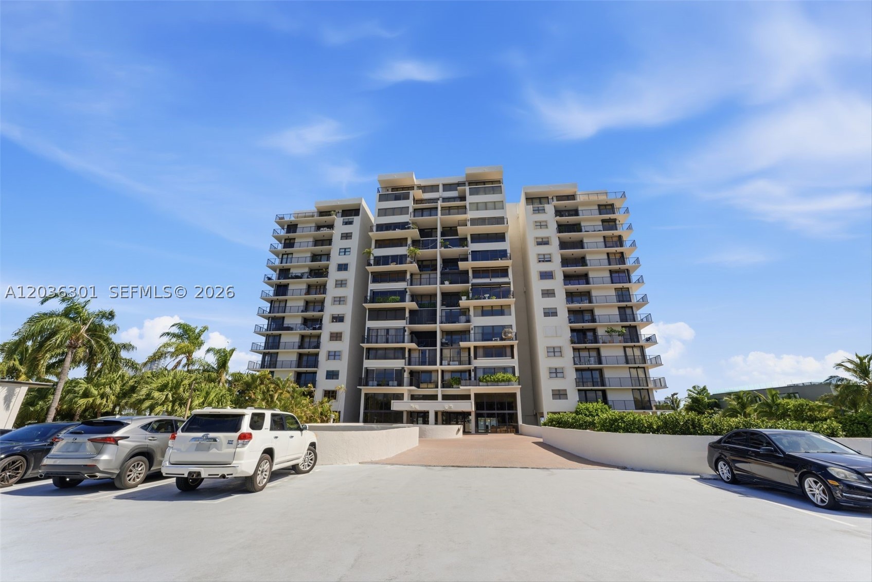 VENETIAN ISLE CONDO - Residential Lease