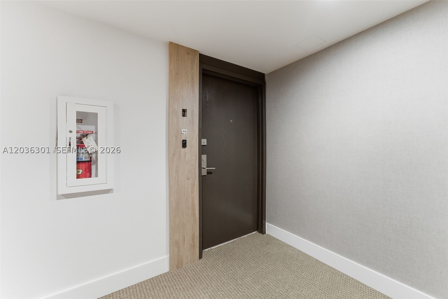 VENETIAN ISLE CONDO - Residential Lease