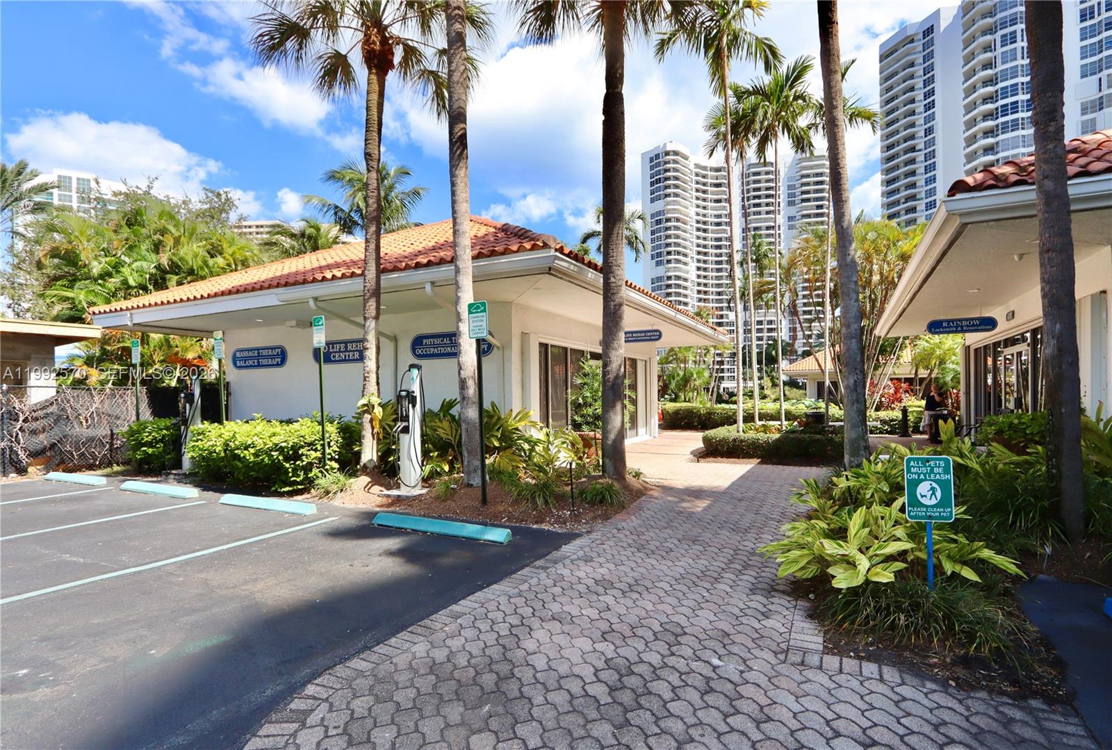 MYSTIC POINTE TOWER 400 C - Residential