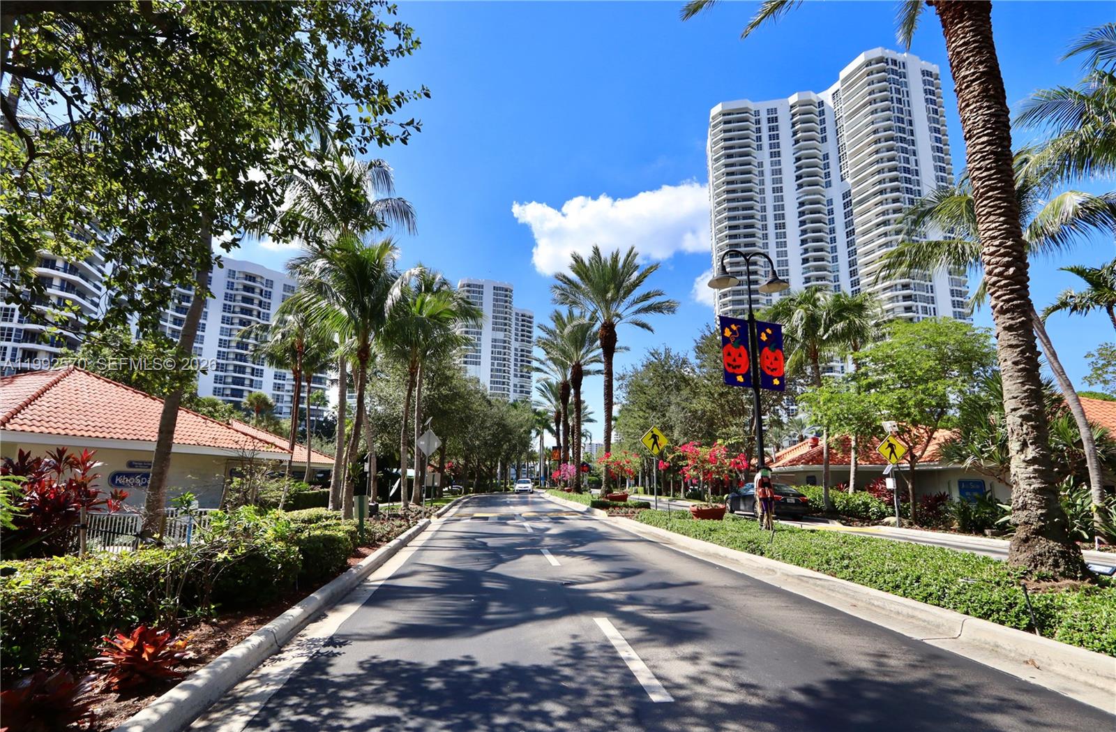 MYSTIC POINTE TOWER 400 C - Residential