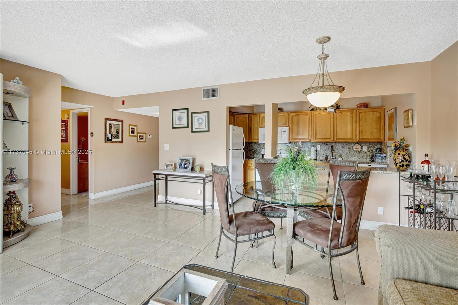 NEWPORT CONDO - Residential