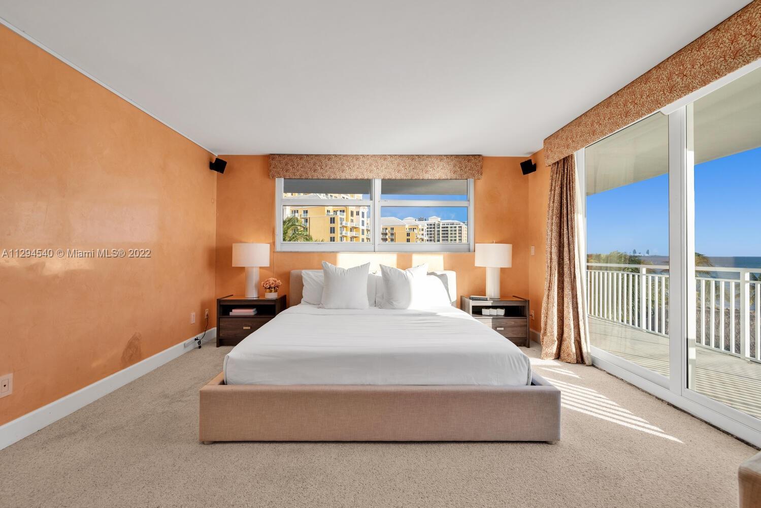 SANDS OF KEY BISCAYNE CON - Residential