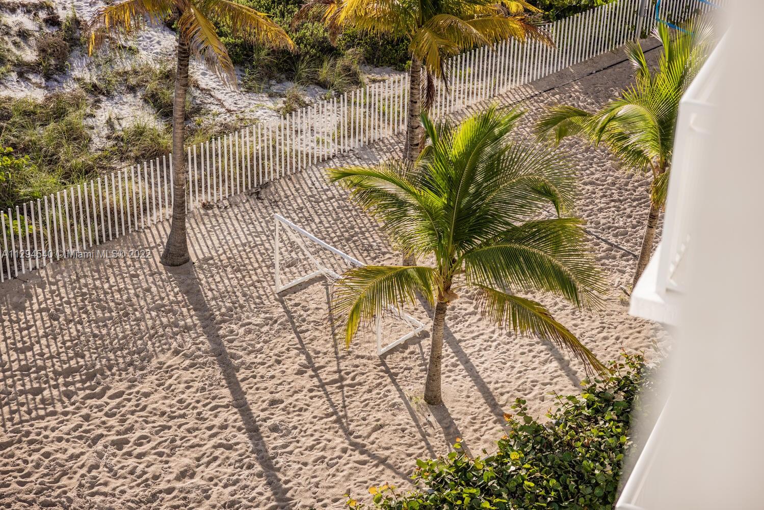 SANDS OF KEY BISCAYNE CON - Residential