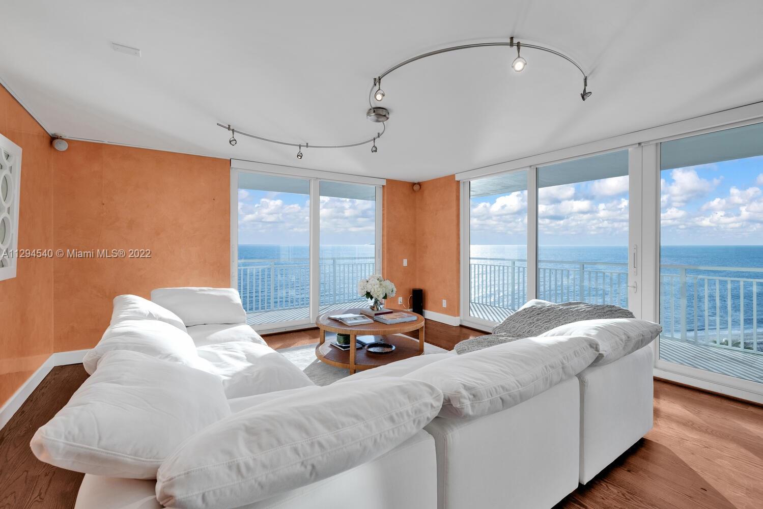 SANDS OF KEY BISCAYNE CON - Residential