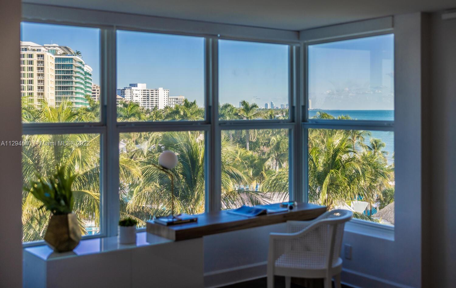SANDS OF KEY BISCAYNE CON - Residential