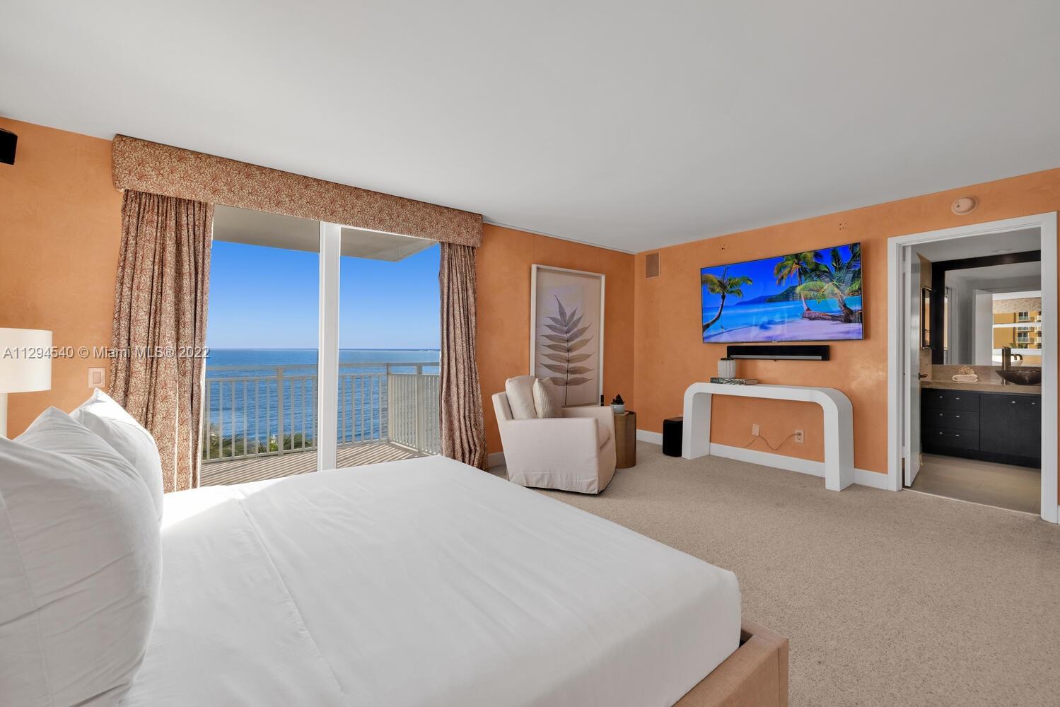 SANDS OF KEY BISCAYNE CON - Residential