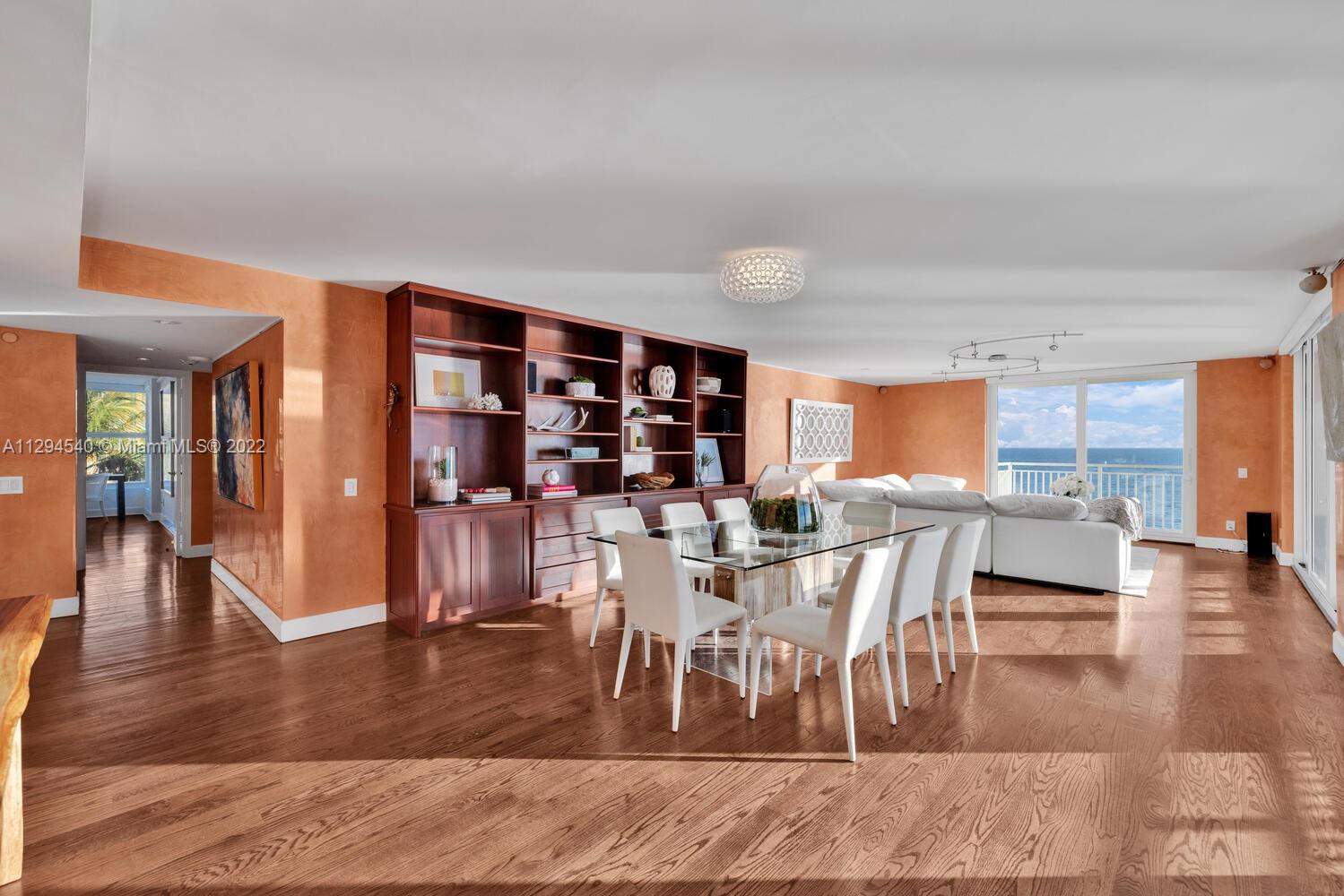 SANDS OF KEY BISCAYNE CON - Residential