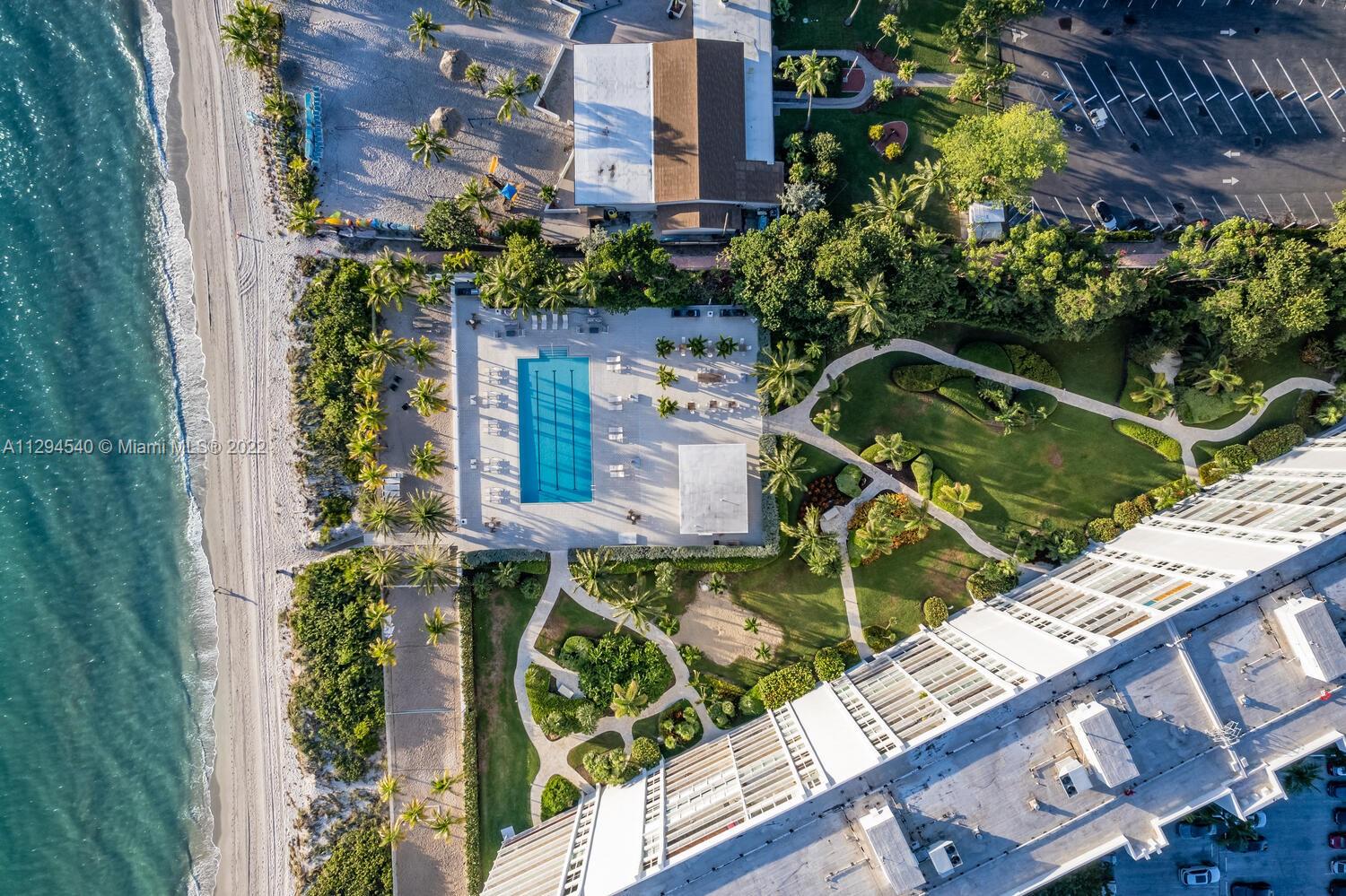 SANDS OF KEY BISCAYNE CON - Residential