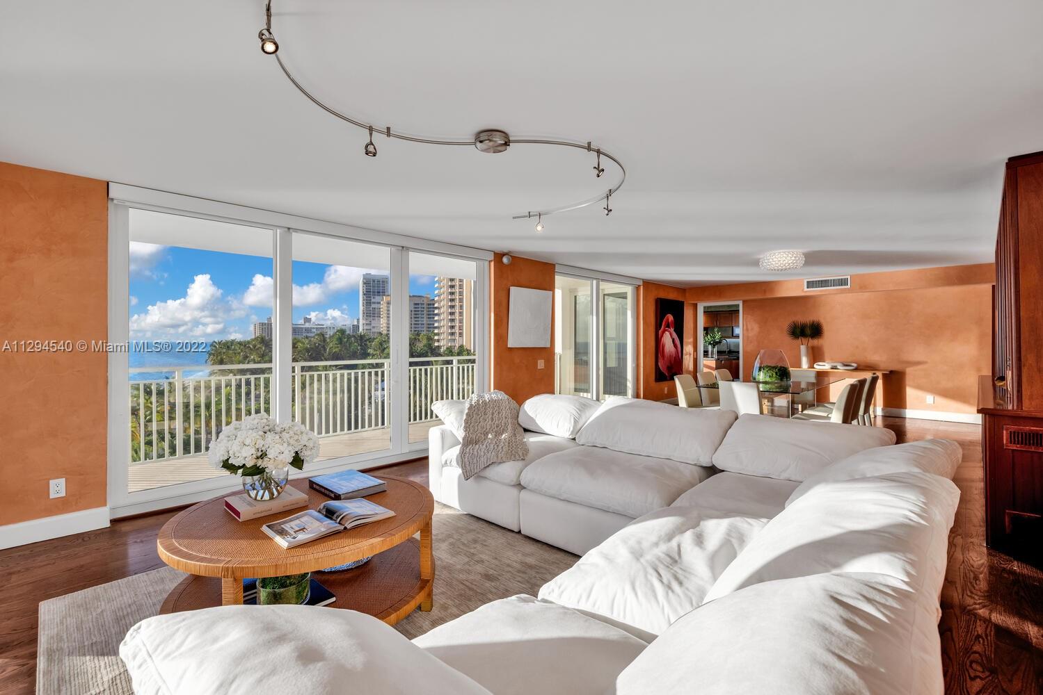 SANDS OF KEY BISCAYNE CON - Residential