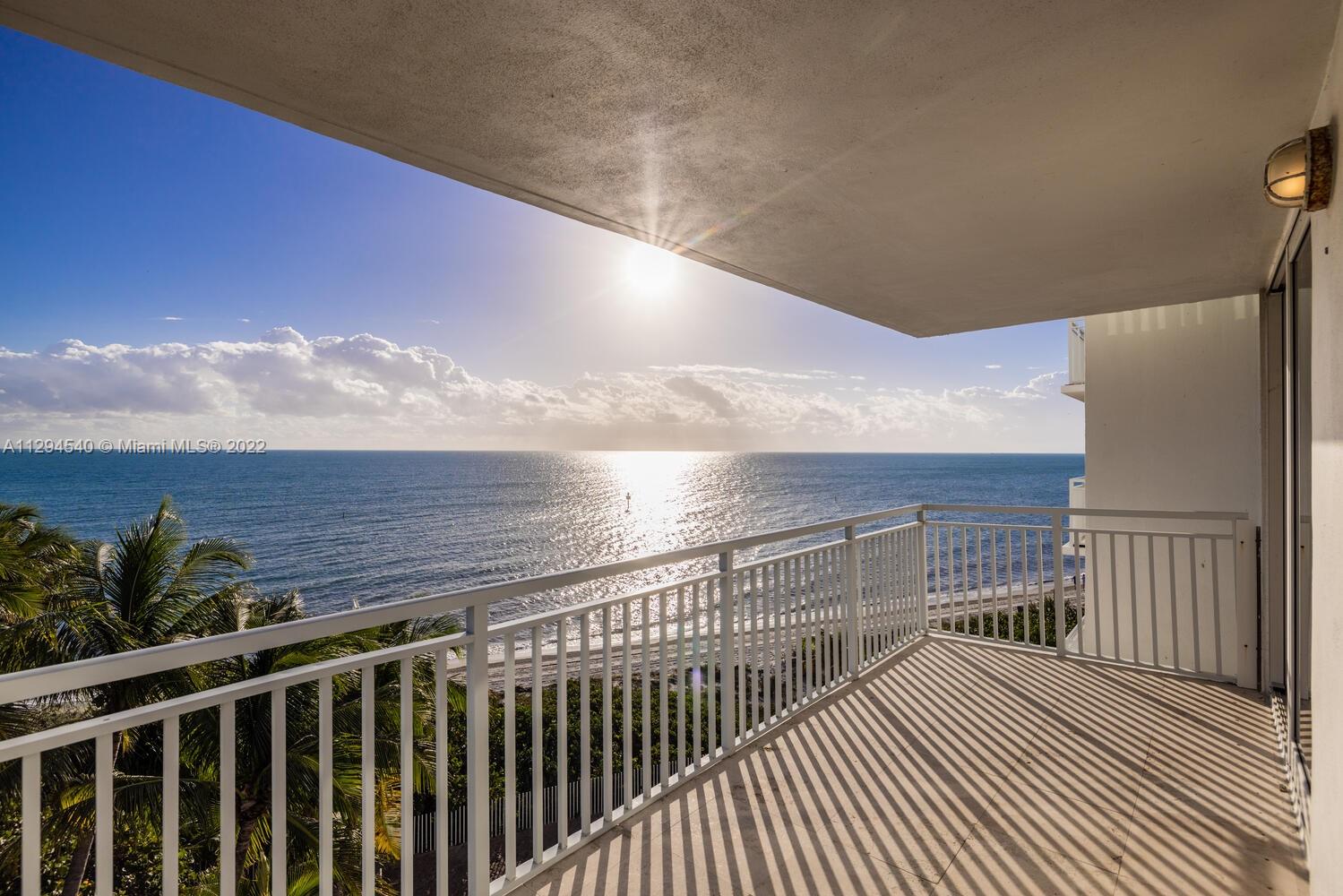 SANDS OF KEY BISCAYNE CON - Residential
