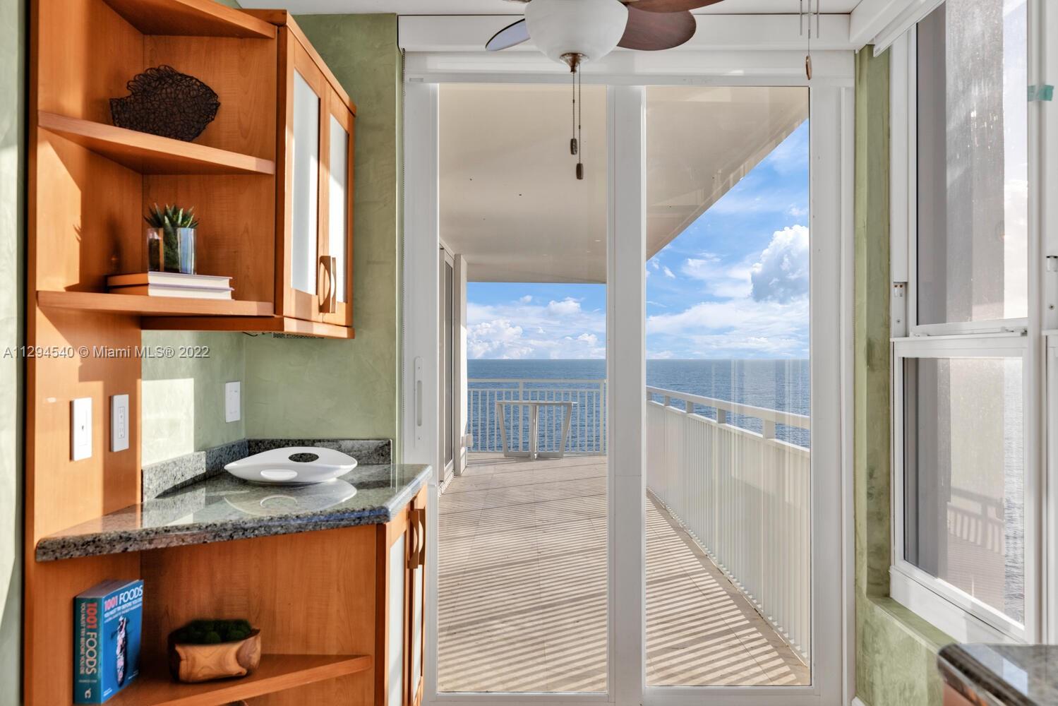 SANDS OF KEY BISCAYNE CON - Residential