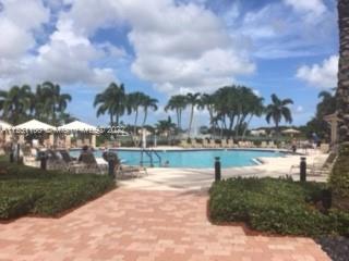 VALENCIA ISLES 3 - Residential