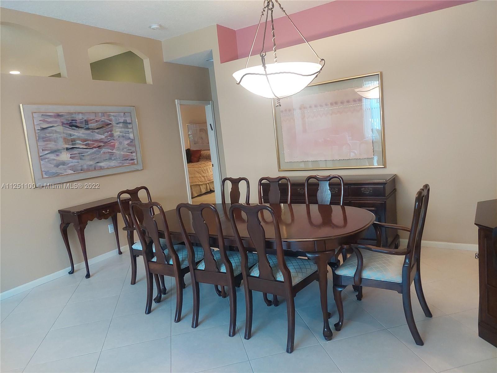 VALENCIA ISLES 3 - Residential