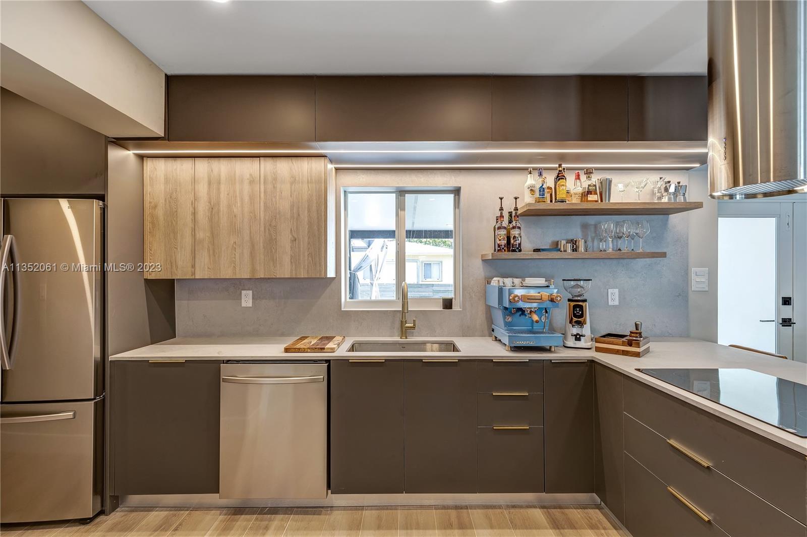 WESTMOOR - Residential Lease