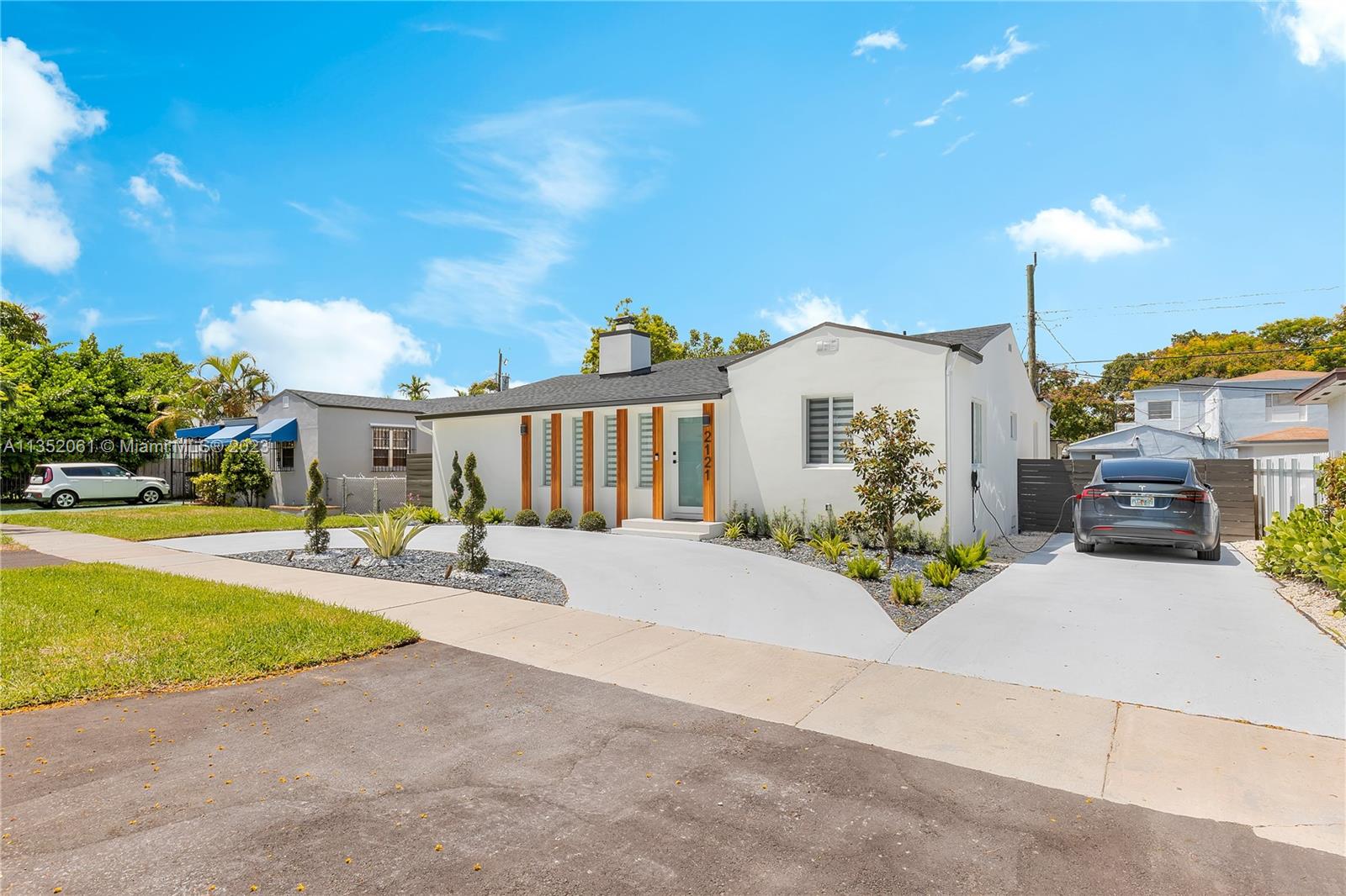 WESTMOOR - Residential Lease