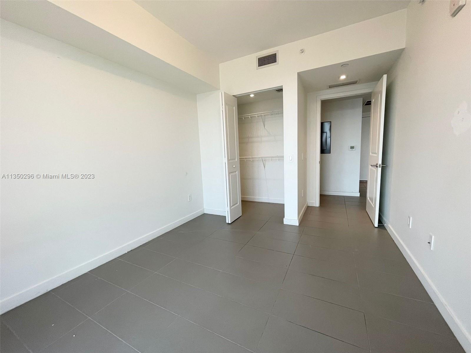 CANVAS CONDO - Residential Lease