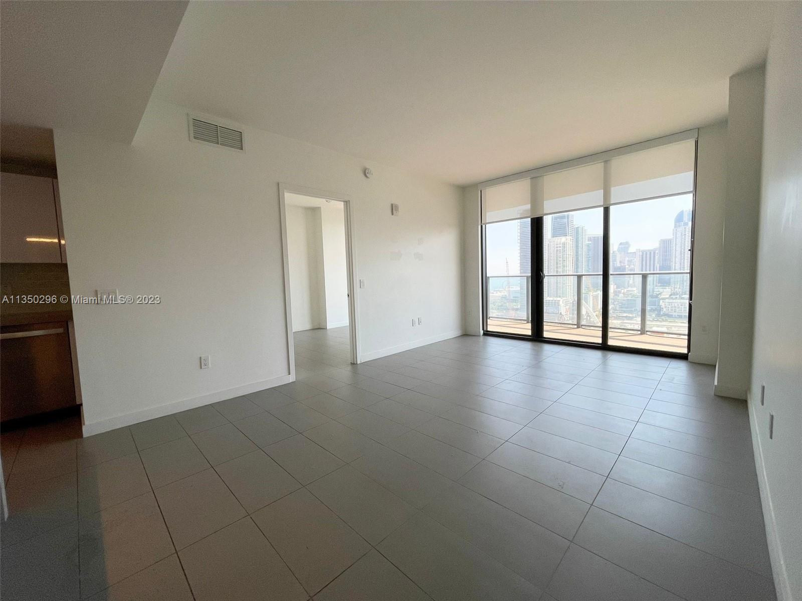 CANVAS CONDO - Residential Lease