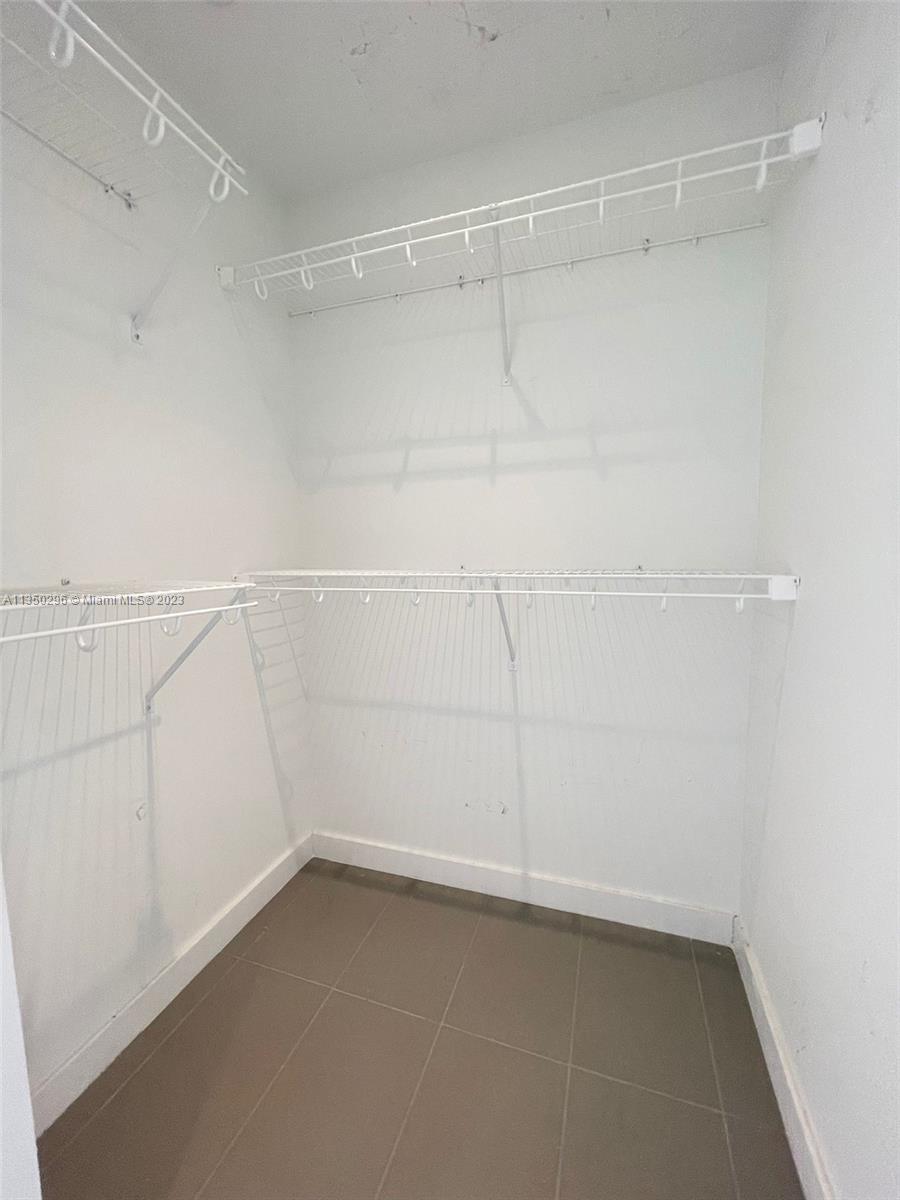 CANVAS CONDO - Residential Lease