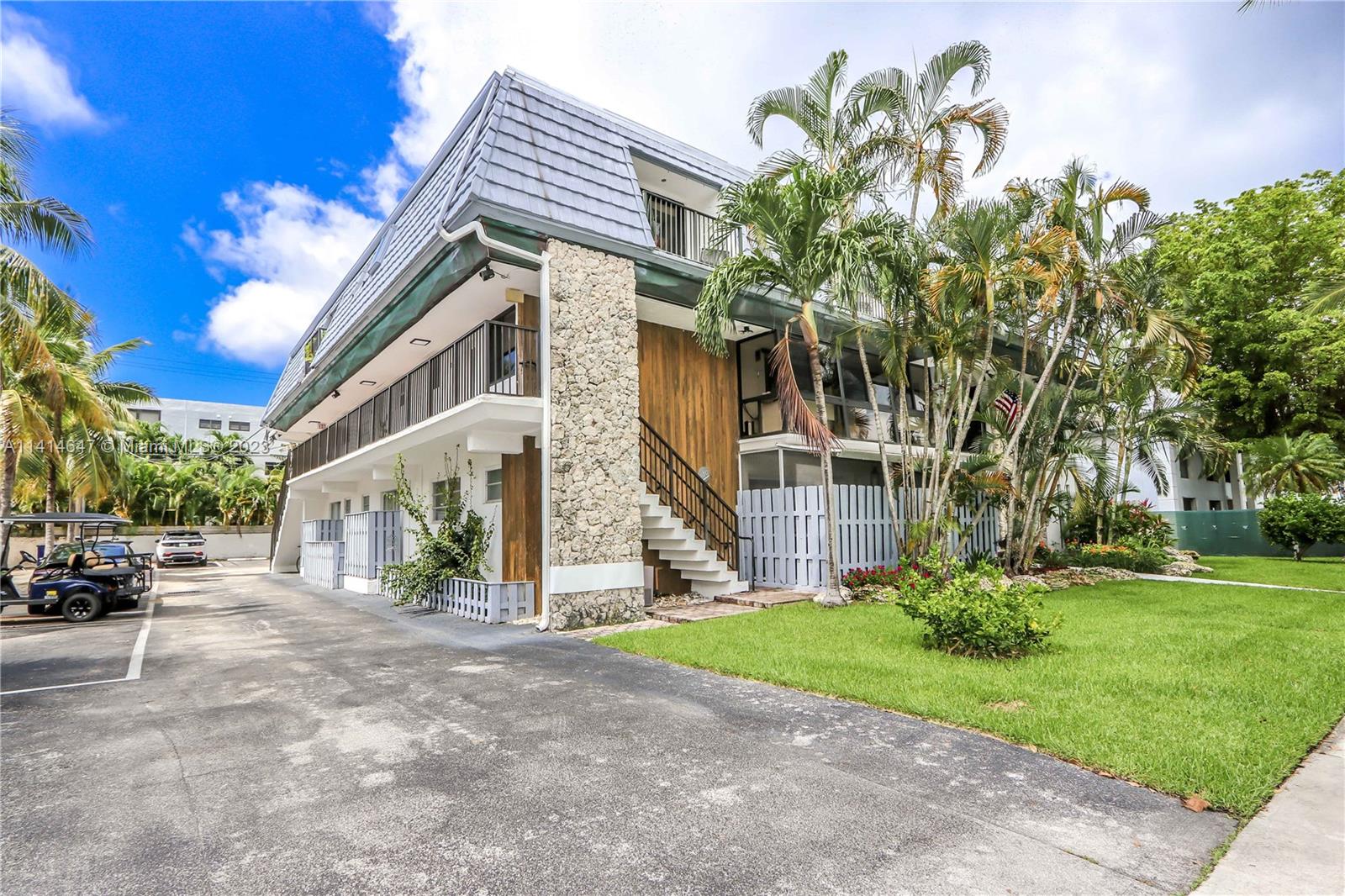 KEY TOWNHOUSE CONDO - Residential Lease