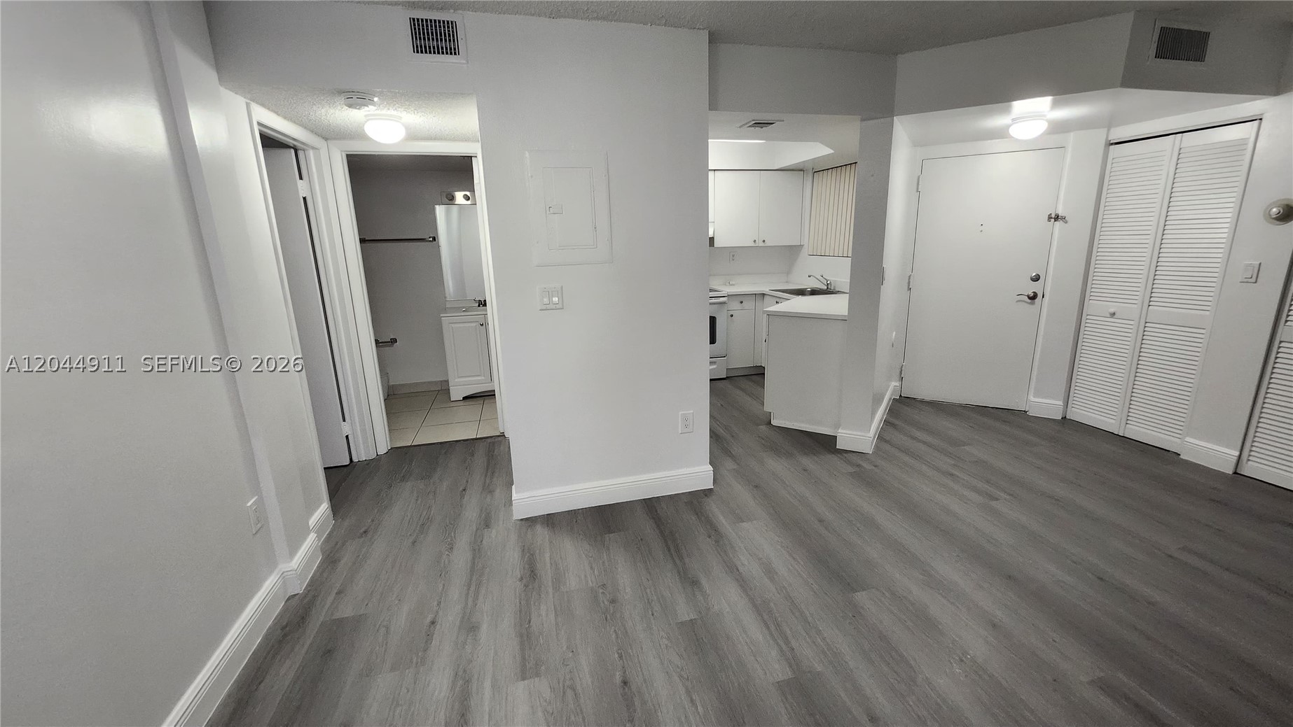 VERABELLA FALLS CONDO - Residential