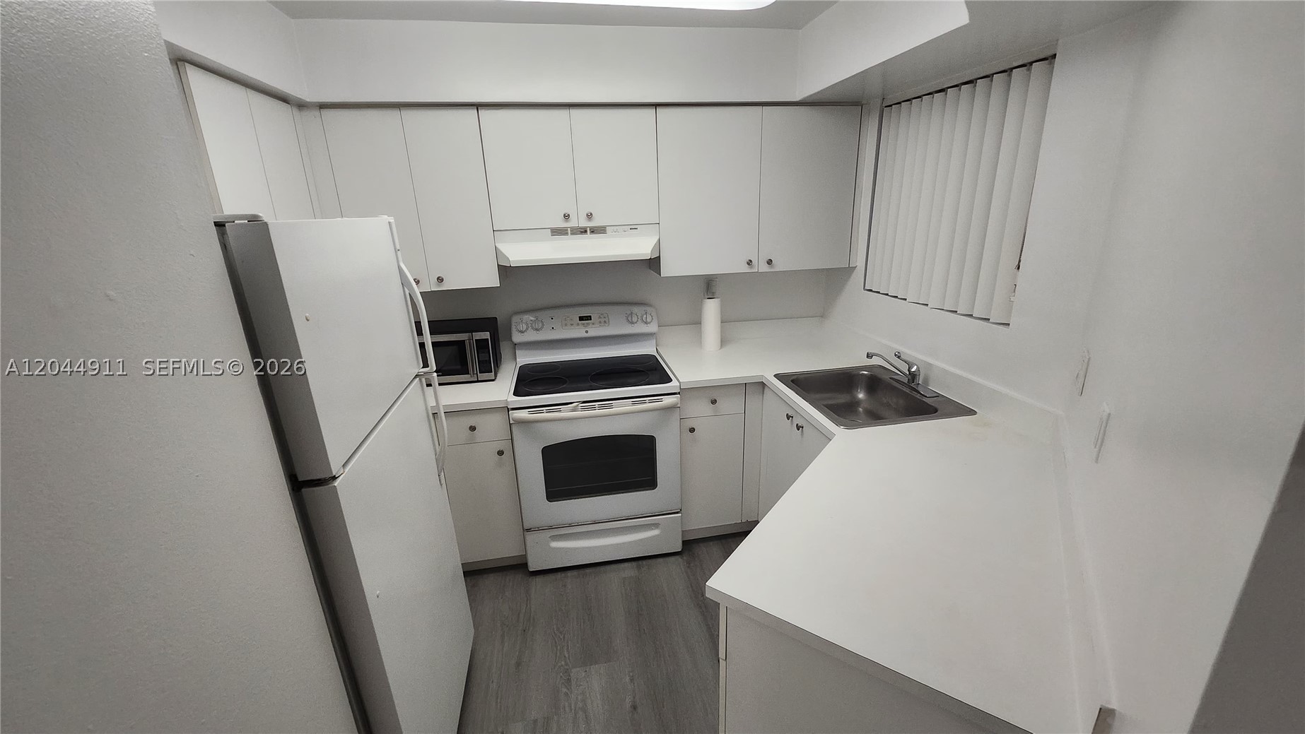 VERABELLA FALLS CONDO - Residential