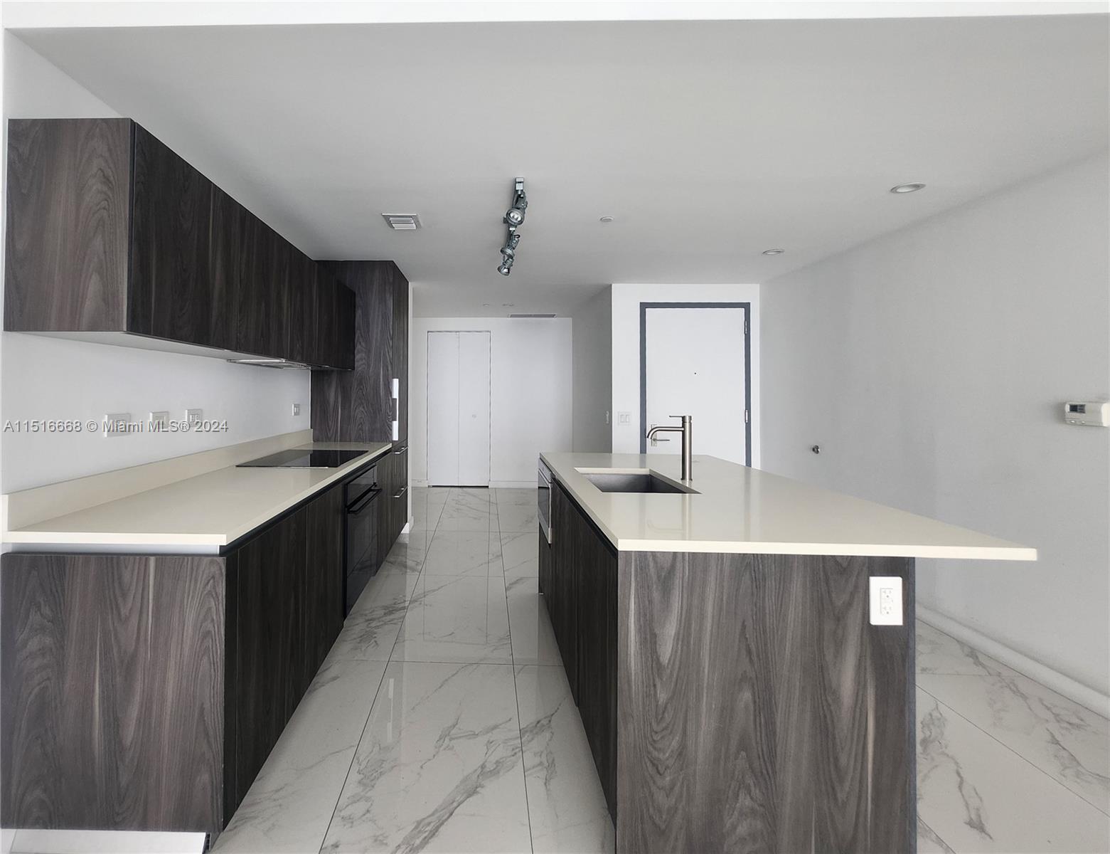 ONE PARAISO CONDO - Residential Lease
