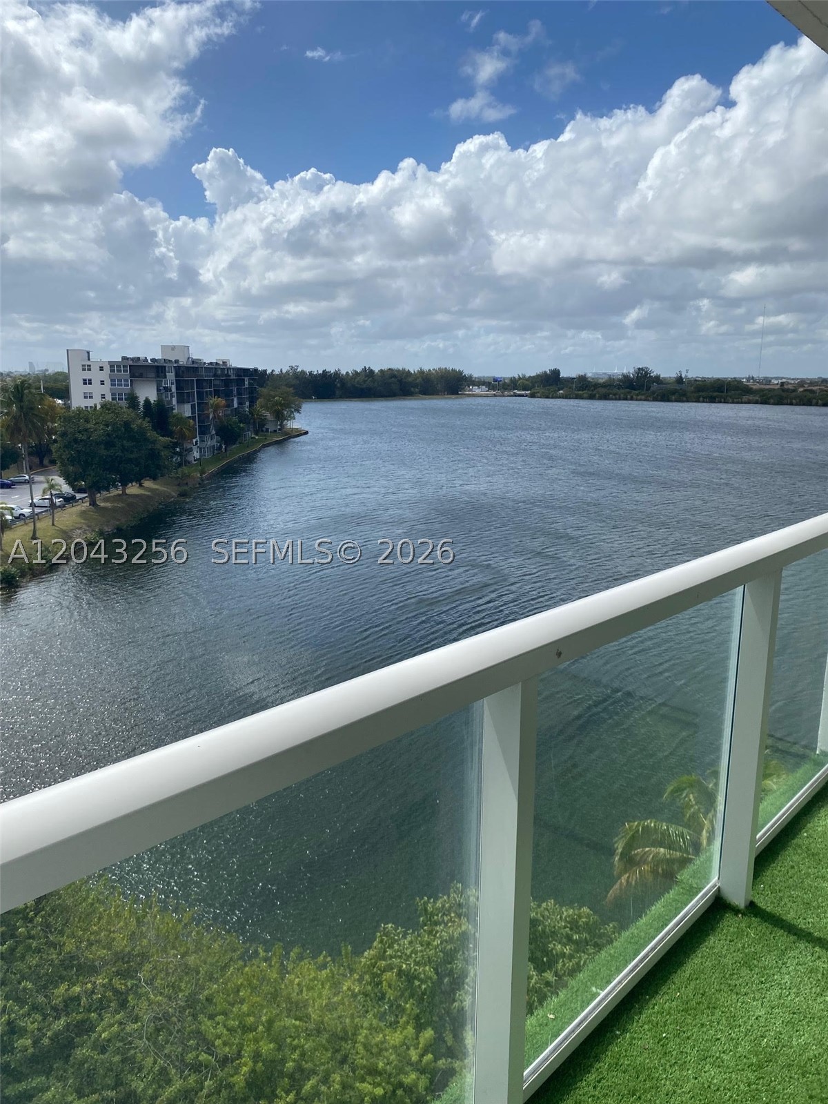 BUCKLEY TOWERS CONDO - EA - Residential