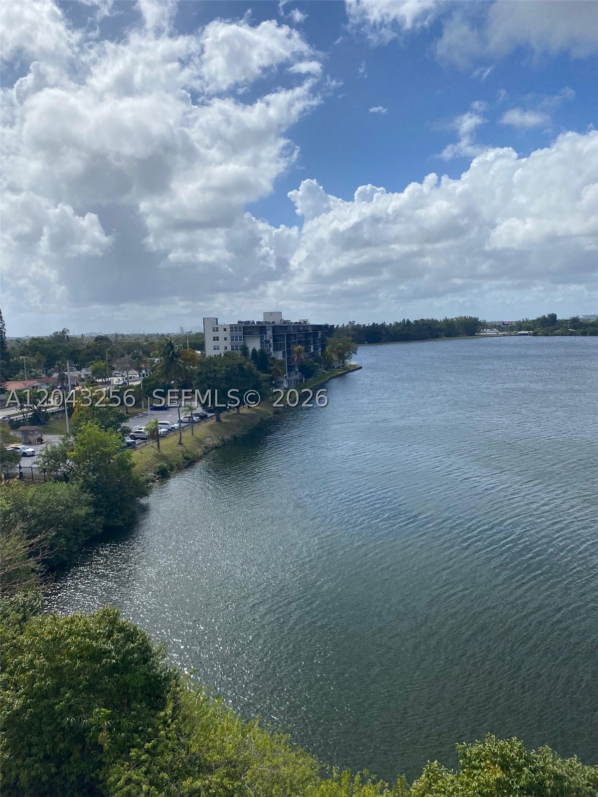 BUCKLEY TOWERS CONDO - EA - Residential