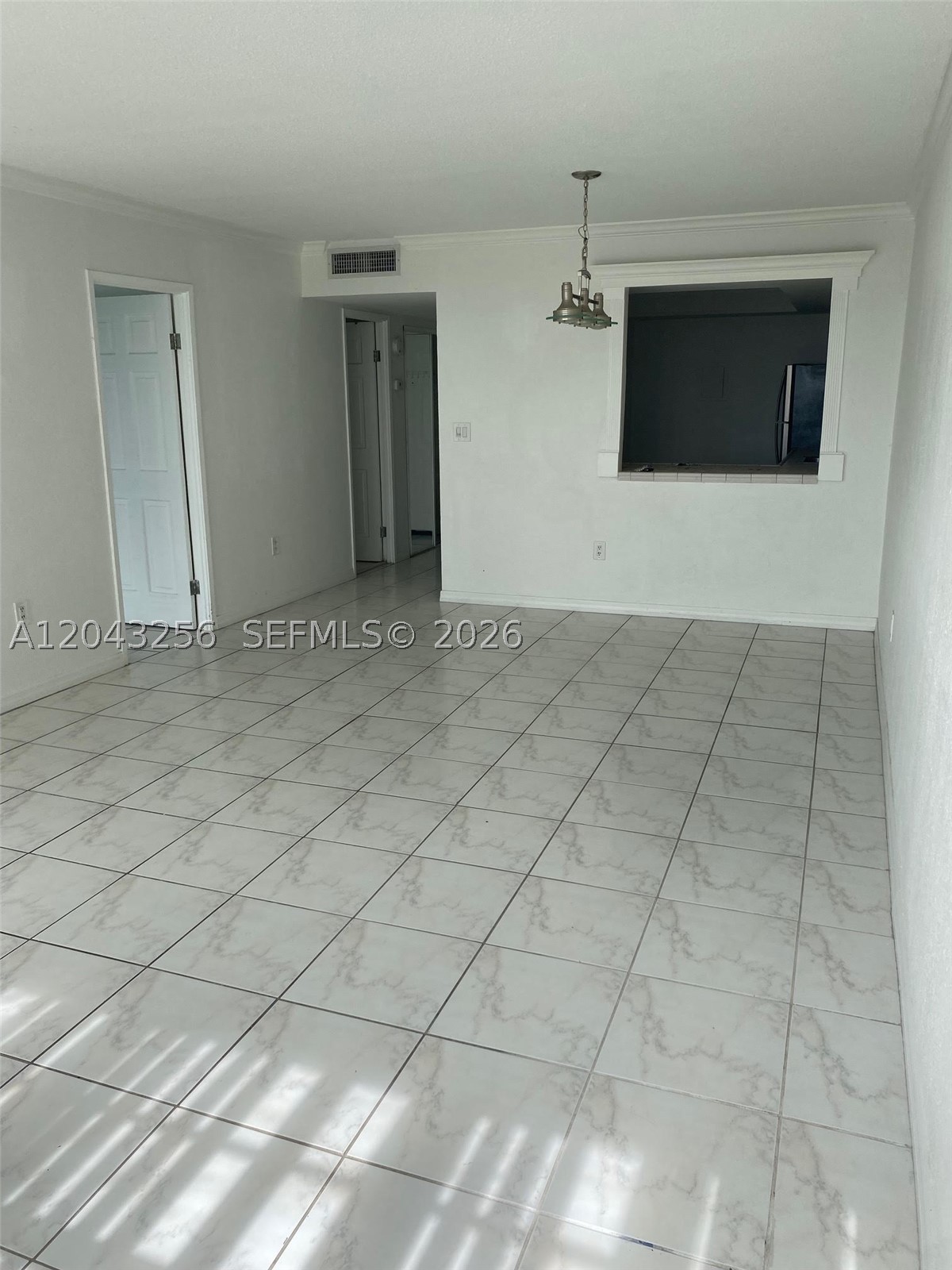 BUCKLEY TOWERS CONDO - EA - Residential